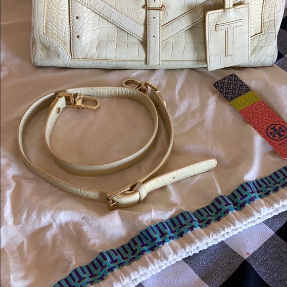 Tory Burch 797 Large Top ZIP Satchel yellow creme - Picture 3 of 14